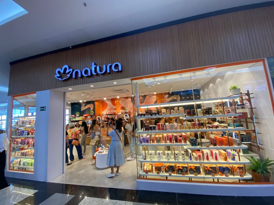 Natura inaugura loja oficial no Pátio Limeira Shopping